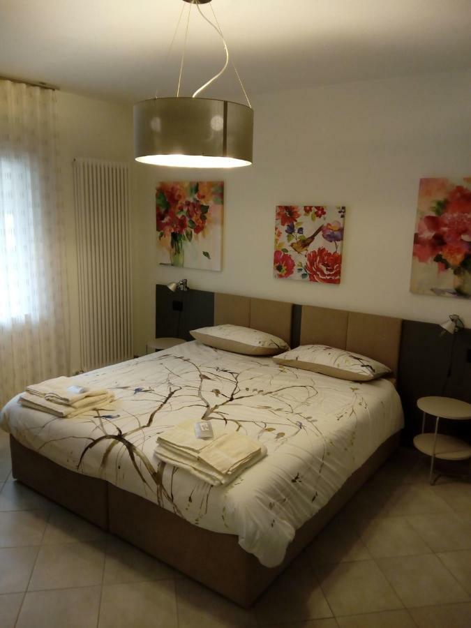 Salvia E Timo Rooms Borso del Grappa Bagian luar foto